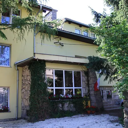 Quarto em Acomodações Particulares Laura