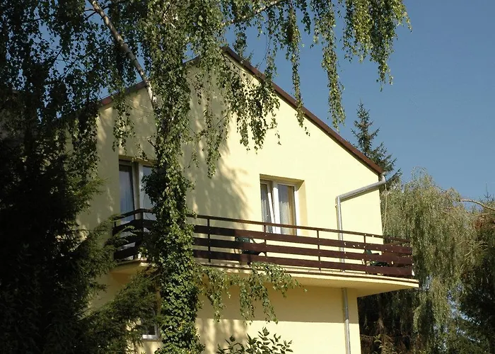 罗拉酒店 波兰尼卡-兹德鲁伊