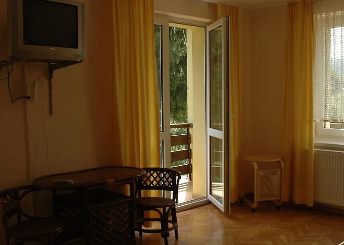 罗拉酒店 民宿 *